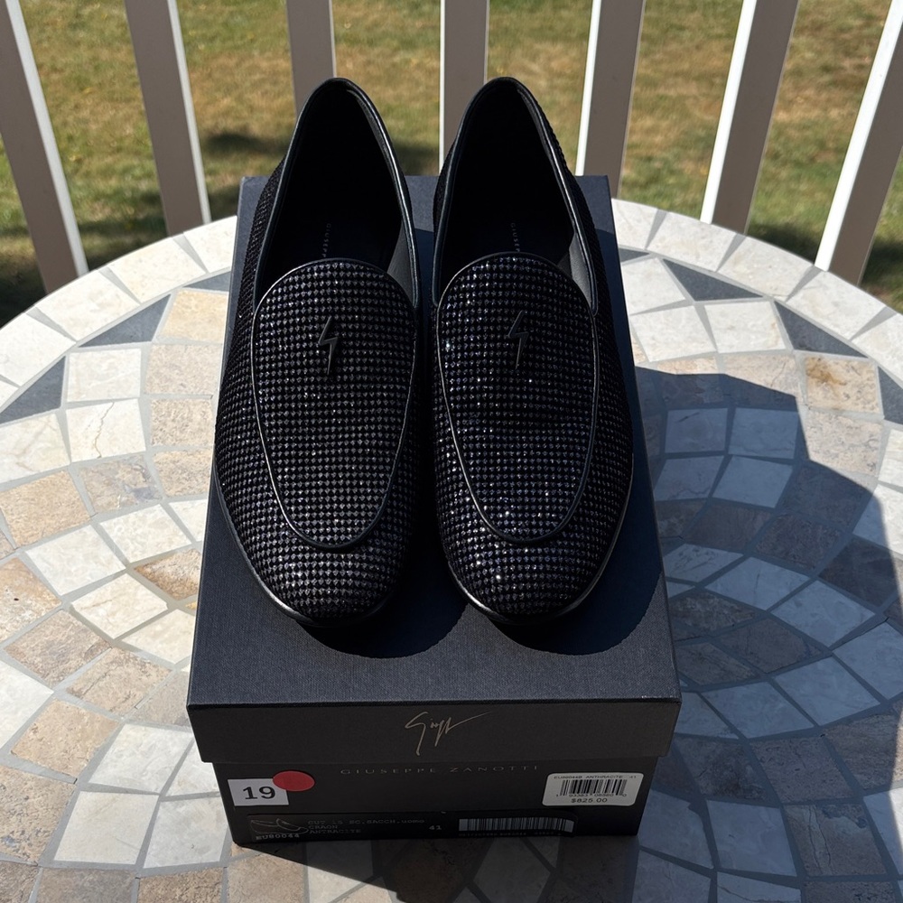 Giuseppe Zanotti Black Textured Loafers (Anthracite)
